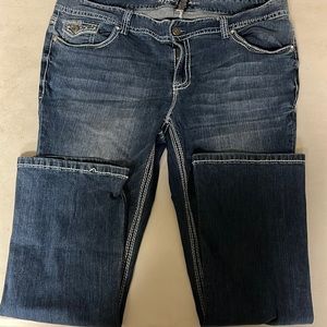 Ariya jeans with bling details